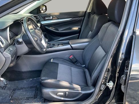 Used 2017 Nissan Maxima 3.5 S FWD image 9