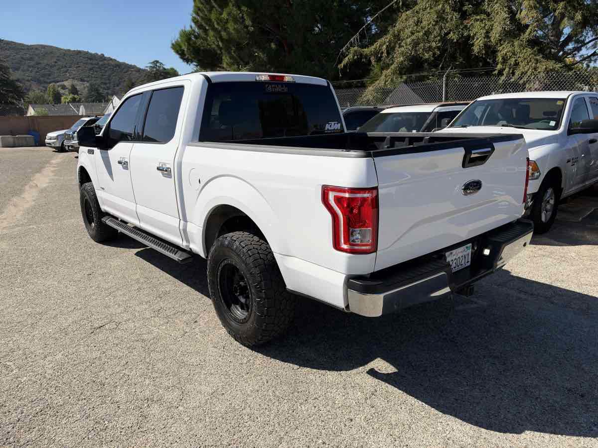 Used 2015 Ford F150 XLT w/ Equipment Group 302A Luxury RWD image 5