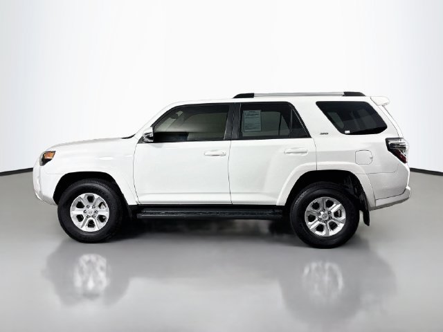 Used 2023 Toyota 4Runner SR5 Premium AWD/4WD image 4