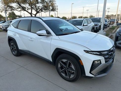 Used 2025 Hyundai Tucson SEL image 2