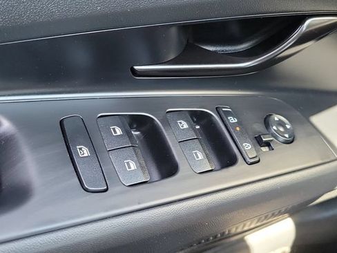 New 2026 Hyundai Elantra Sport FWD image 17