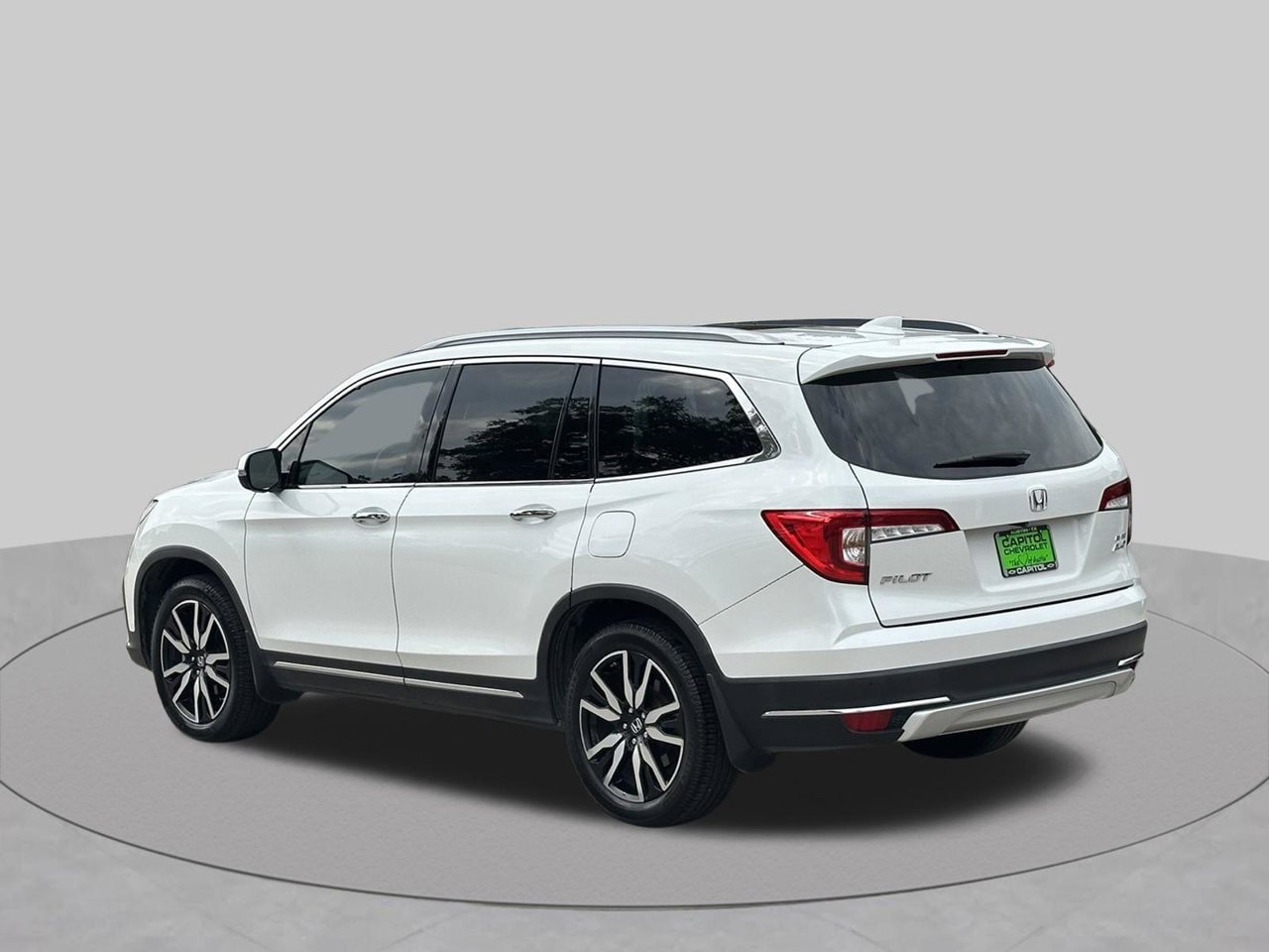 Used 2021 Honda Pilot Elite image 3