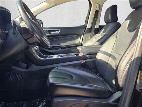 Certified 2022 Ford Edge Titanium AWD/4WD image 17