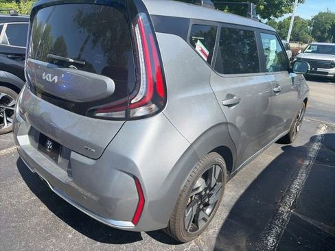 Used 2023 Kia Soul GT-Line w/ GT-Line Technology Package FWD image 12