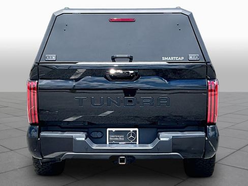 Used 2022 Toyota Tundra Platinum AWD/4WD image 5