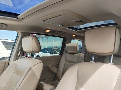 Used 2013 Nissan Quest SL w/ Value Cargo Pkg image 15