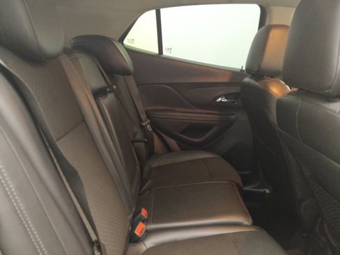 Used 2020 Buick Encore Preferred FWD image 19