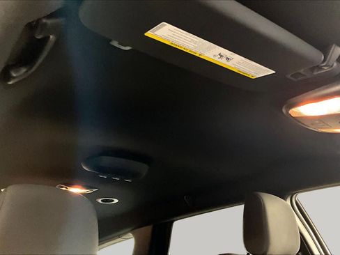 Used 2023 Dodge Durango GT RWD image 14