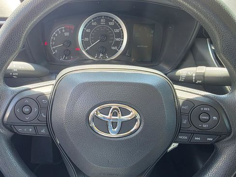 Used 2022 Toyota Corolla LE FWD image 8