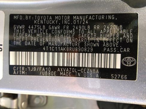 Used 2024 Toyota Camry LE image 33