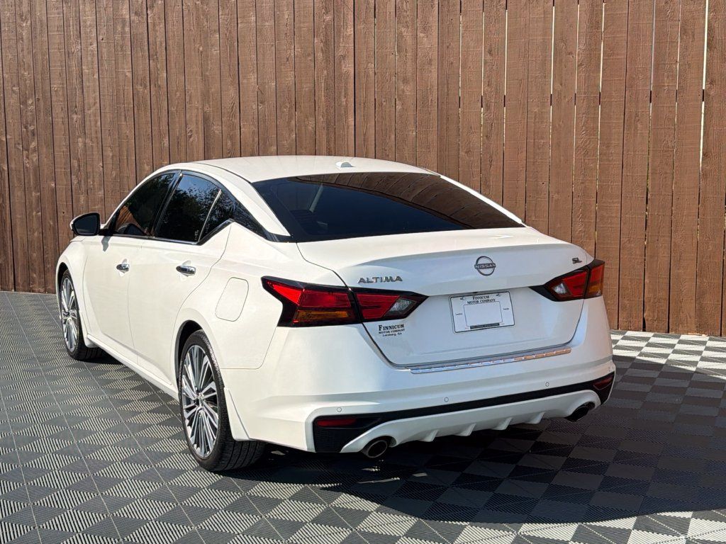 Used 2023 Nissan Altima 2.5 SL FWD image 16