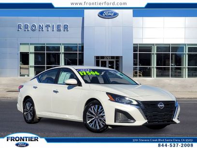 Used 2023 Nissan Altima 2.5 SV