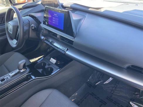 Certified 2025 Toyota Prius LE image 16