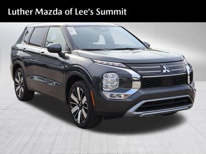 Used 2025 Mitsubishi Outlander SE