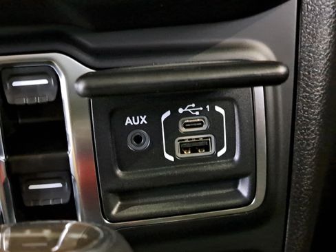 New 2025 Jeep Gladiator Rubicon w/ Safety Group image 14