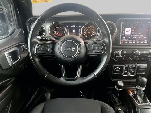 Used 2021 Jeep Gladiator Sport AWD/4WD image 6