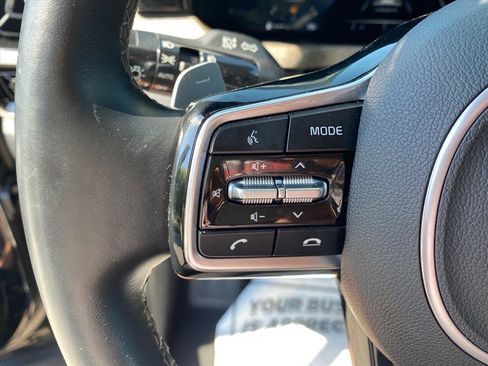 Certified 2023 Kia Sorento SX Prestige AWD/4WD image 19