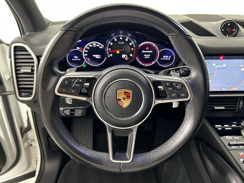 Used 2019 Porsche Cayenne AWD/4WD image 17