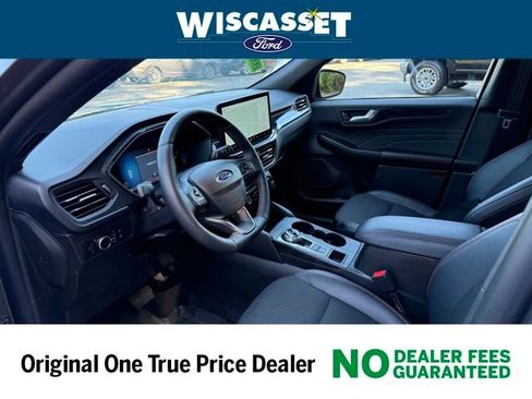 Used 2025 Ford Escape ST-Line w/ Tech Pack #1 image 4