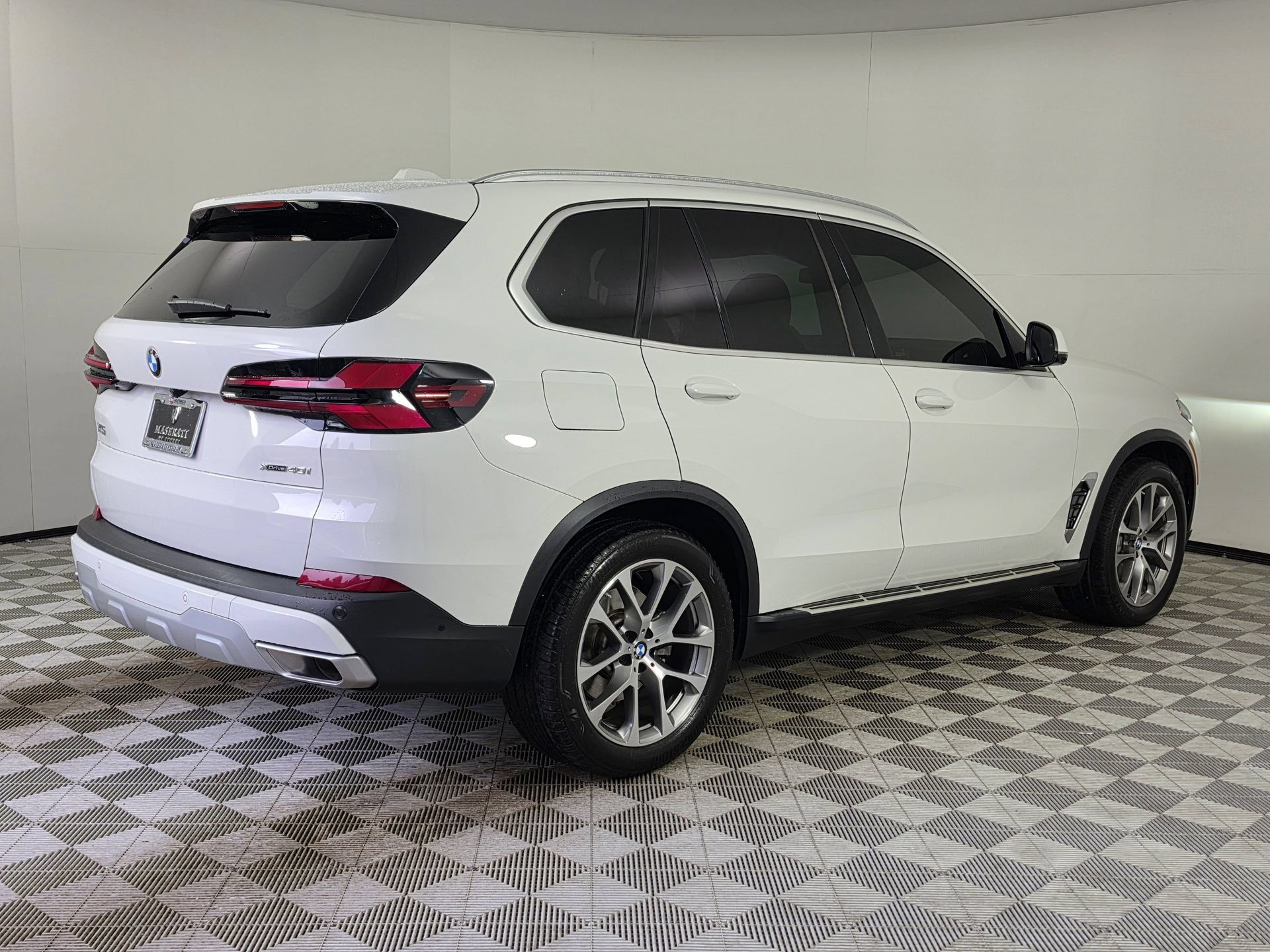 Used 2026 BMW X5 xDrive40i AWD/4WD image 42