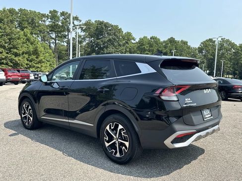 Used 2023 Kia Sportage EX FWD image 7