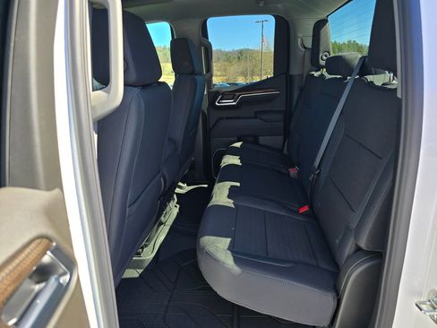 New 2026 Chevrolet Silverado 1500 LT w/ Z71 Off-Road Package AWD/4WD image 10