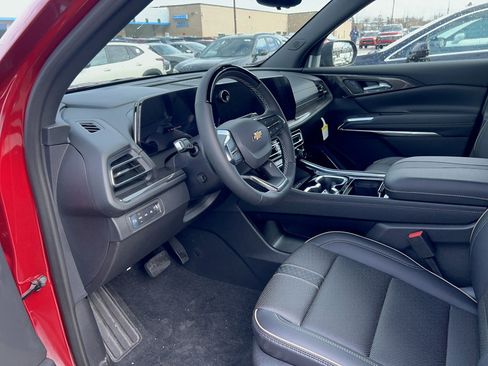 New 2026 Chevrolet Traverse High Country w/ LPO, Floor Liner Package image 9