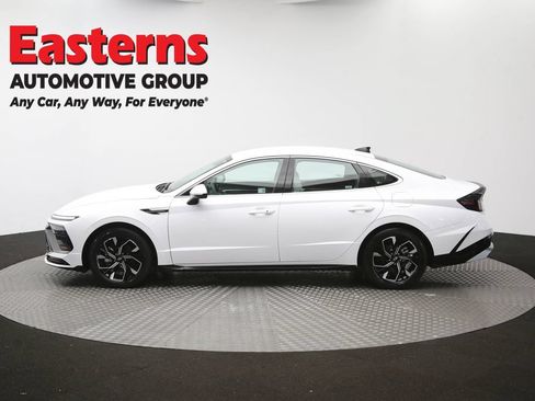 Used 2025 Hyundai Sonata SEL FWD image 60