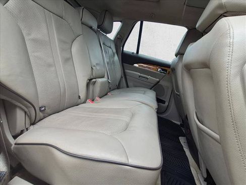 Used 2015 Lincoln MKX FWD w/ Equipment Group 102A image 19