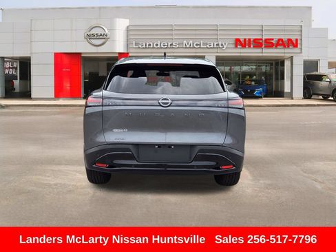Used 2025 Nissan Murano SV AWD/4WD image 5
