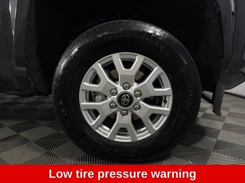 Used 2025 Toyota Tacoma SR5 AWD/4WD image 11