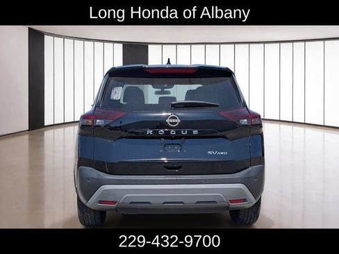 Used 2023 Nissan Rogue SV AWD/4WD image 6