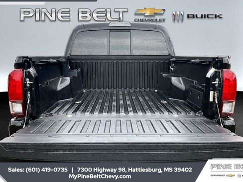 Used 2023 Toyota Tacoma SR AWD/4WD image 5