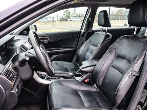 Used 2016 Honda Accord EX-L image 10