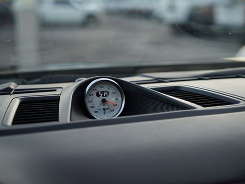 Used 2016 Porsche Panamera GTS image 6