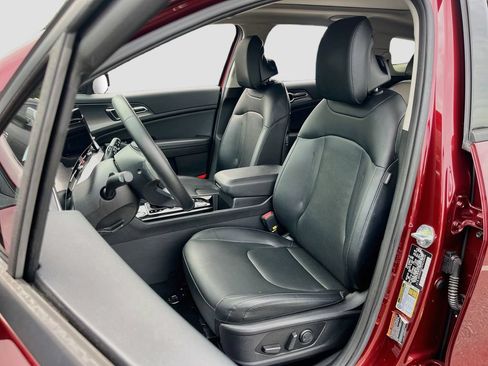 Used 2023 Kia Sportage SX FWD image 22