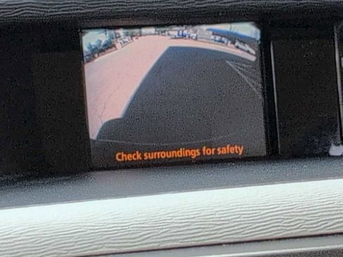 Used 2014 Toyota Sienna LE FWD image 27
