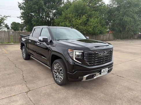 New 2026 GMC Sierra 1500 Denali Ultimate w/ LPO, Black Badging Package AWD/4WD image 8