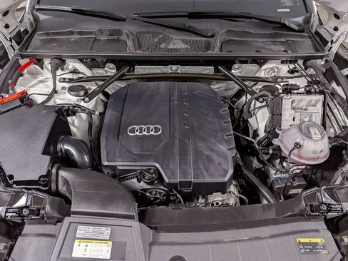 Used 2021 Audi Q5 2.0T Premium w/ Convenience Package AWD/4WD image 45