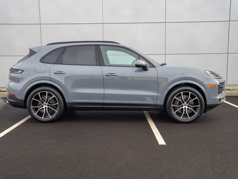 New 2026 Porsche Cayenne image 8