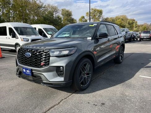 New 2026 Ford Explorer ST w/ Sun And Sound Package image 7