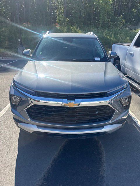 Used 2025 Chevrolet TrailBlazer LT FWD image 15