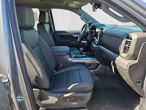 New 2026 Chevrolet Silverado 1500 LTZ w/ Z71 Off-Road Package image 17