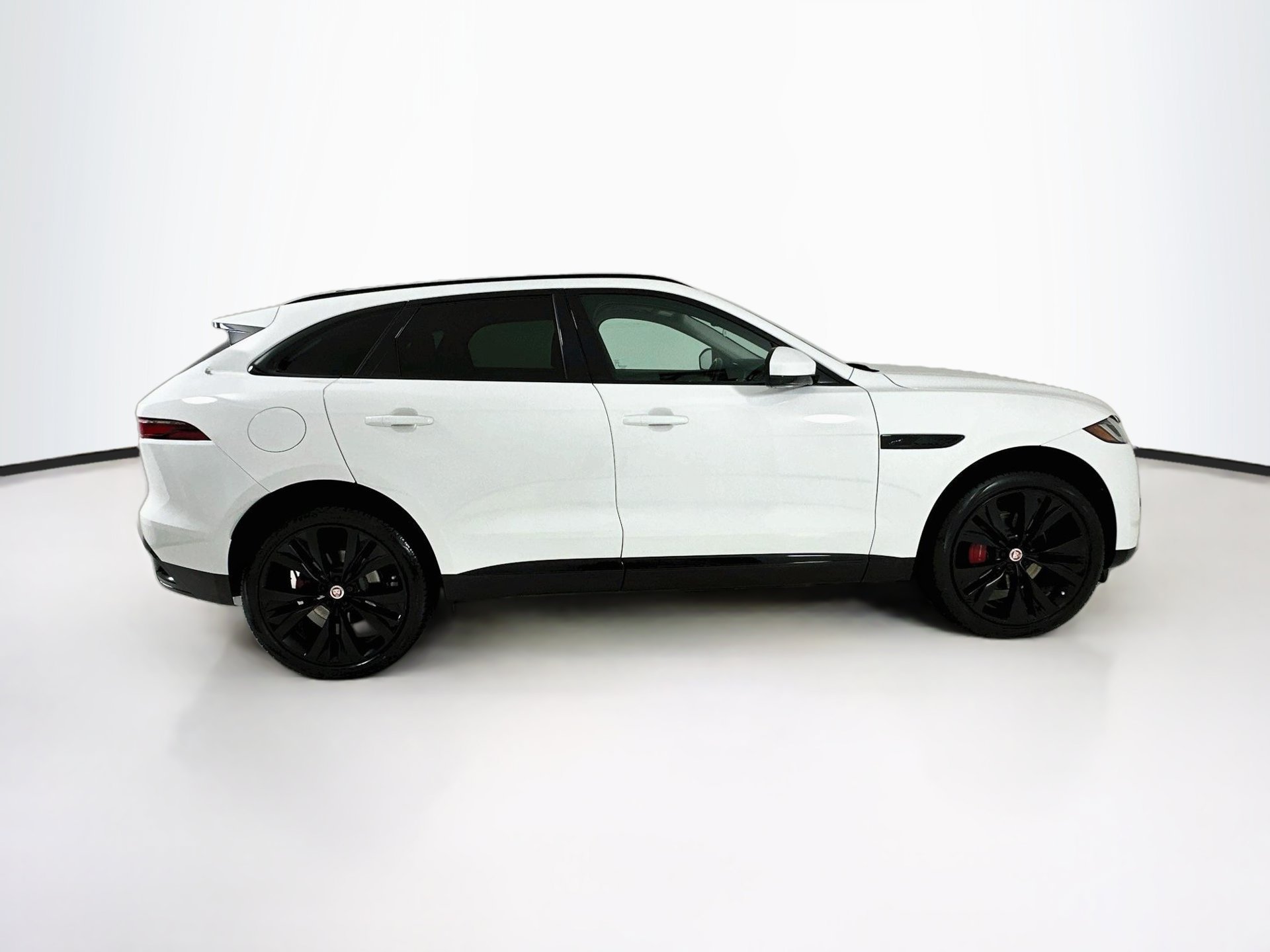 Used 2022 Jaguar F-PACE S AWD/4WD image 9