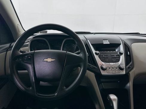 Used 2010 Chevrolet Equinox LS image 19