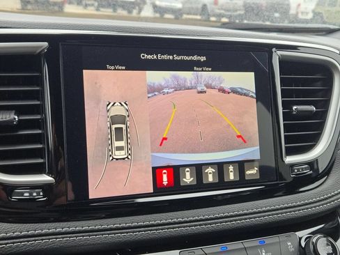 New 2026 Chrysler Pacifica Select FWD image 28