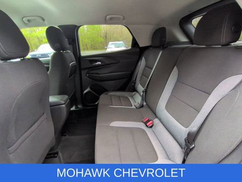 Certified 2025 Chevrolet TrailBlazer LT AWD/4WD image 24