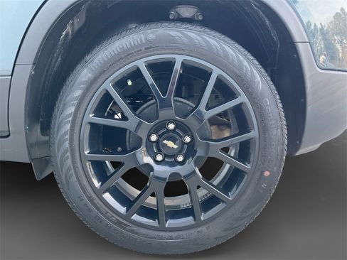 Used 2022 Chevrolet Trax LT w/ Sport Edition image 8
