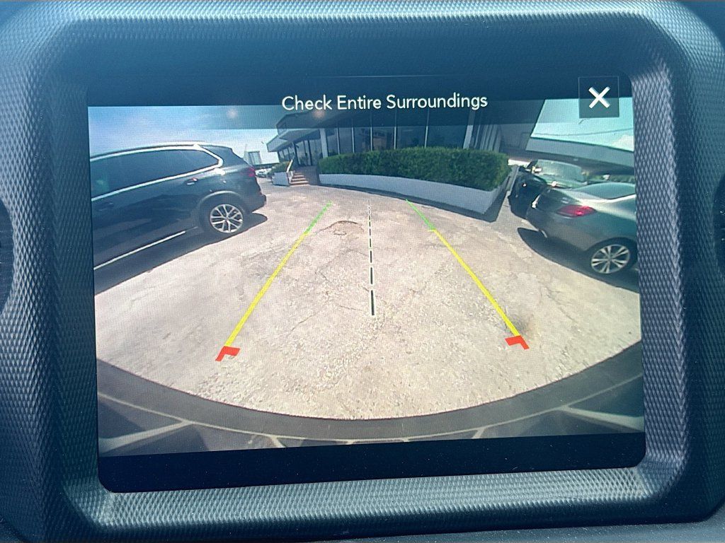 Certified 2023 Jeep Wrangler Unlimited Sahara w/ Cold Weather Group AWD/4WD image 15
