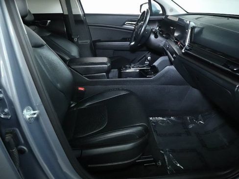 Used 2023 Kia Sportage EX FWD image 35